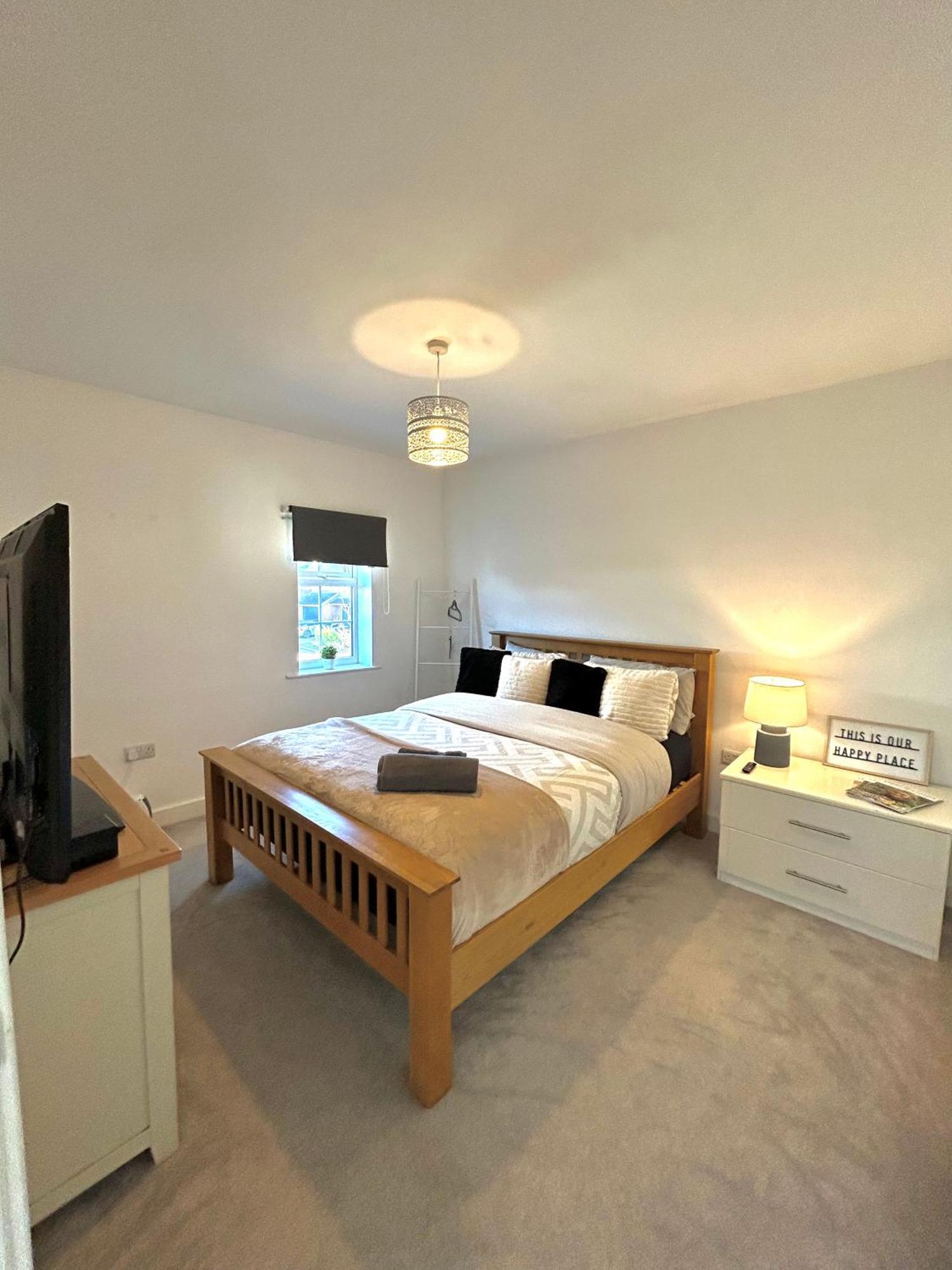 Luxury Countryside Stay - Waters Upton, Телфорд Екстер'єр фото